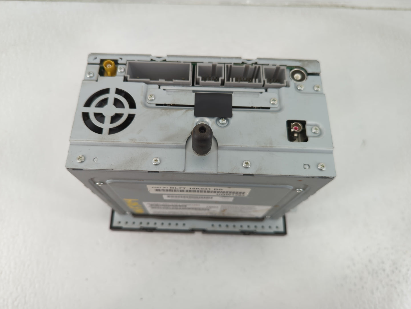 2011 Lincoln Navigator Radio AM FM Cd Player Receiver Replacement P/N:BL7T-18K931-BB Fits OEM Used Auto Parts - Oemusedautop