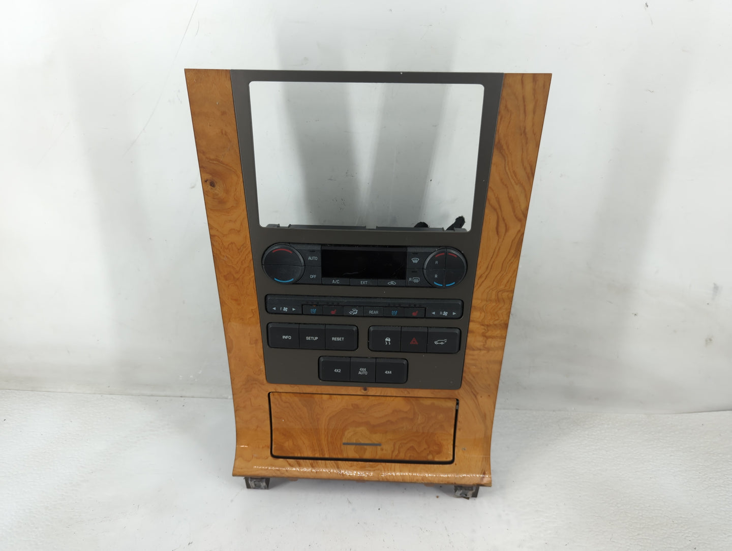 2011 Lincoln Navigator Climate Control Module Temperature AC/Heater Replacement Fits OEM Used Auto Parts - Oemusedautoparts1