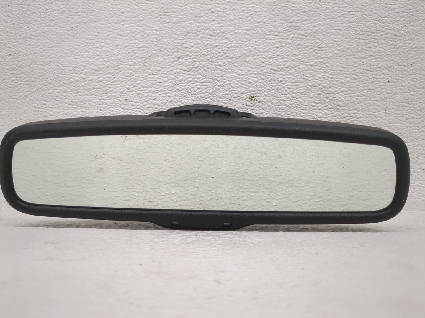 2011 Lincoln Navigator Interior Rear View Mirror Replacement OEM P/N:8U5A 17E678 KC Fits OEM Used Auto Parts - Oemusedautopa