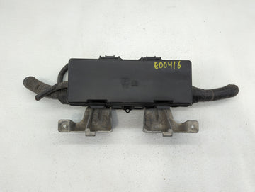 2011 Lincoln Navigator Fusebox Fuse Box Panel Relay Module P/N:9L1T14A003AA 9L1T-14A003-AA Fits OEM Used Auto Parts - Oemuse