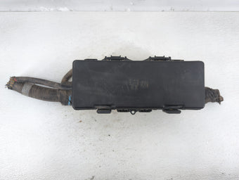 compare product 2011 Lincoln Navigator Fusebox Fuse Box Panel Relay Module P/N:9L1T-14A003-BA Fits OEM Used Auto Parts