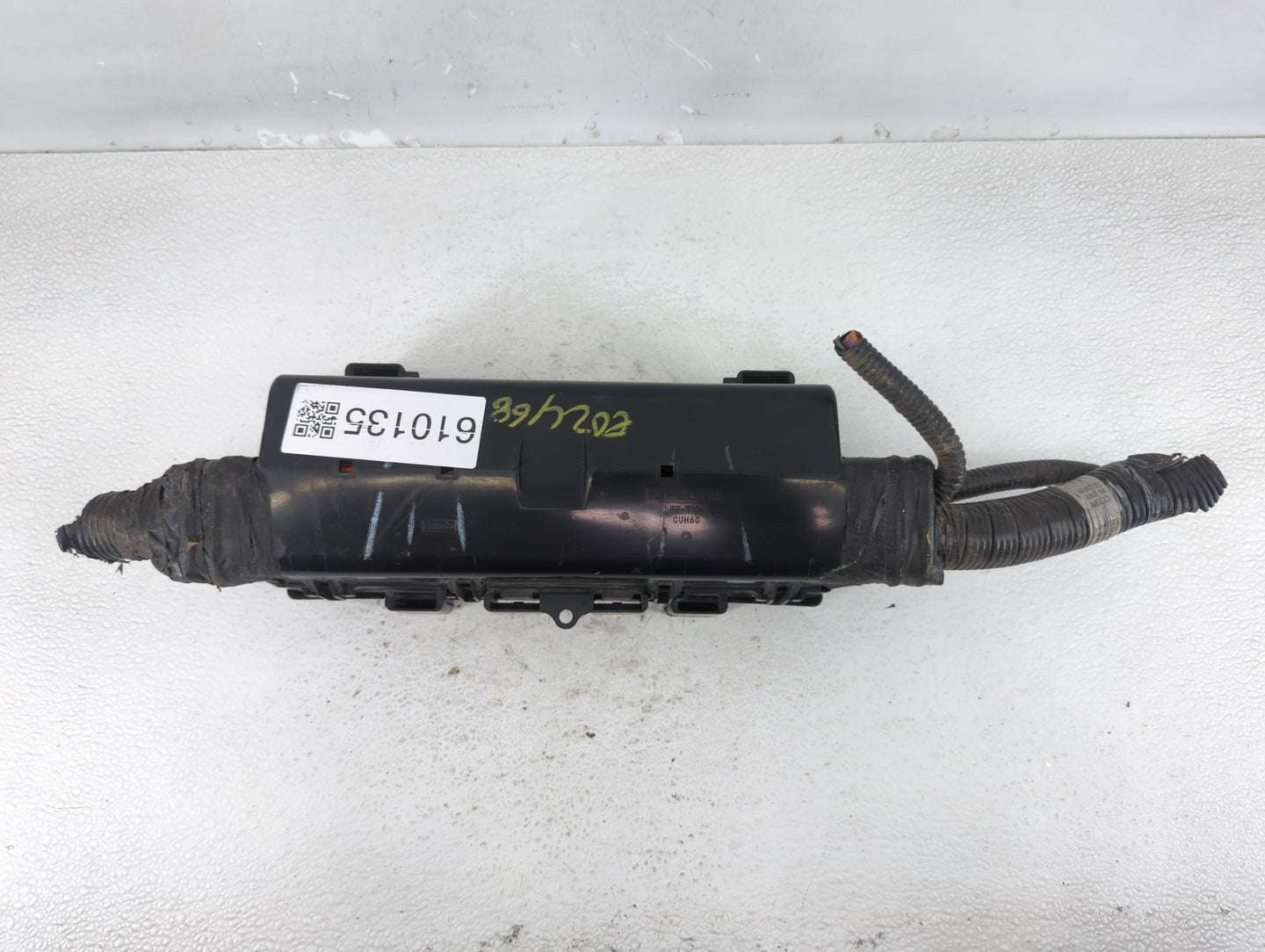 2011 Lincoln Navigator Fusebox Fuse Box Panel Relay Module P/N:9L1T-14A003-BA Fits OEM Used Auto Parts - Oemusedautoparts1.c