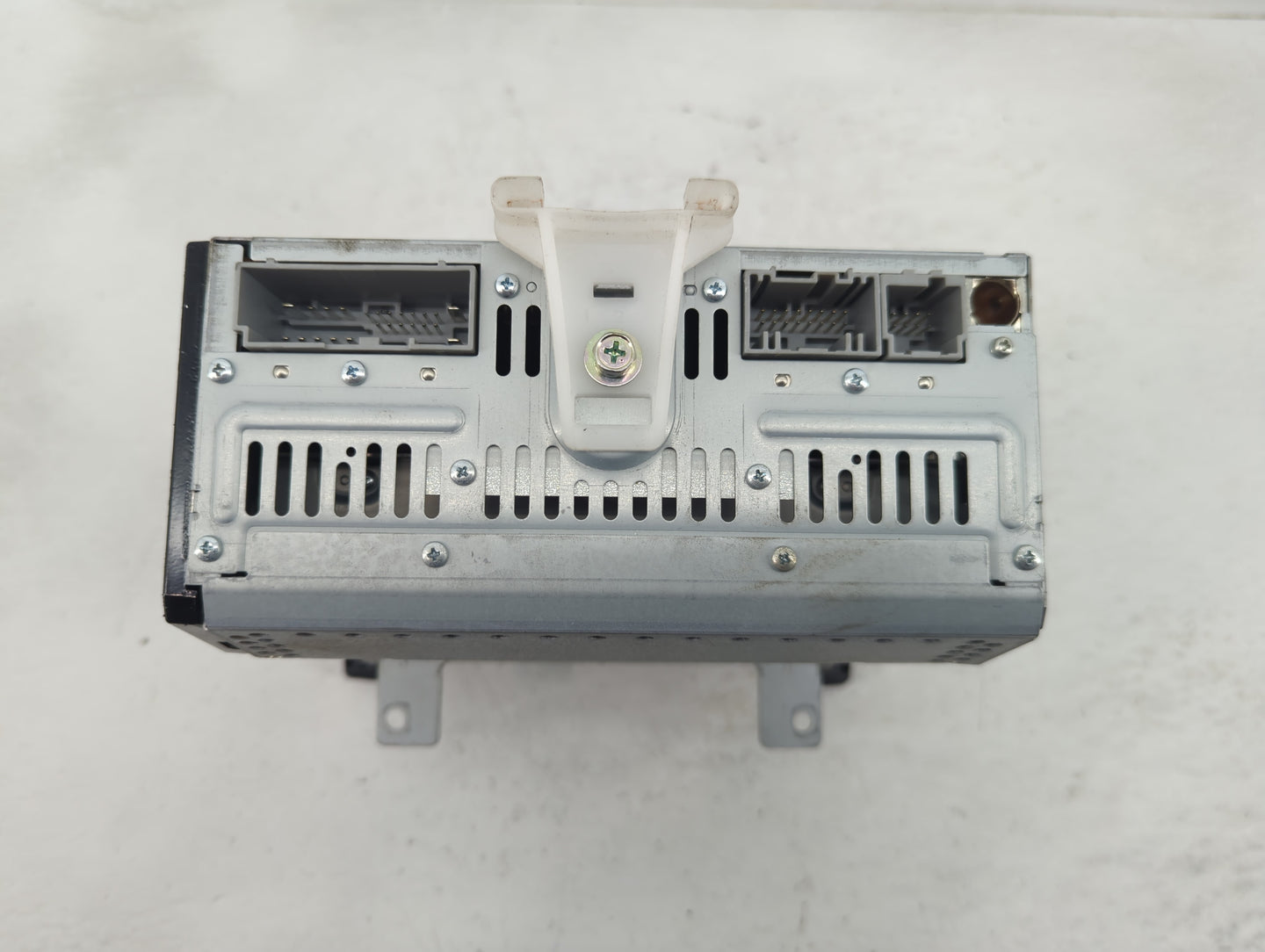 2008-2011 Lincoln Town Car Radio AM FM Cd Player Receiver Replacement P/N:8W1T-18C869-AA Fits Fits 2008 2009 2010 2011 OEM U