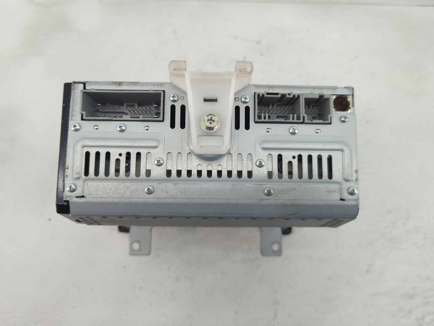 2008-2011 Lincoln Town Car Radio AM FM Cd Player Receiver Replacement P/N:8W1T-18C869-AA Fits Fits 2008 2009 2010 2011 OEM U