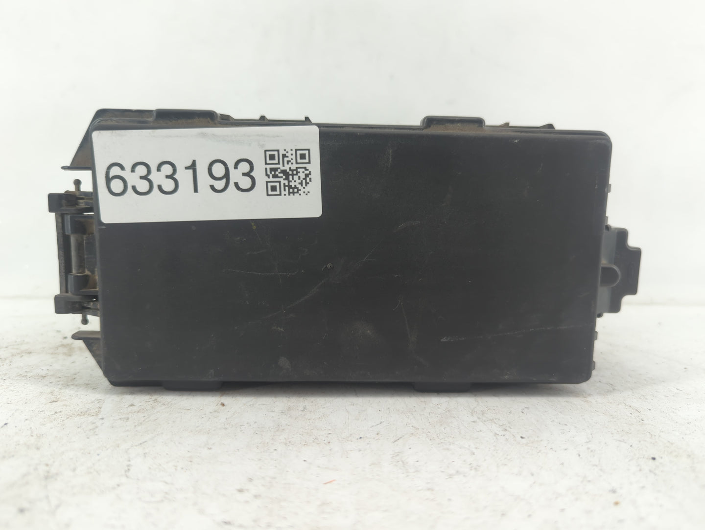 2011 Lincoln Town Car Fusebox Fuse Box Panel Relay Module P/N:4L3T-14A003 Fits OEM Used Auto Parts - Oemusedautoparts1.com