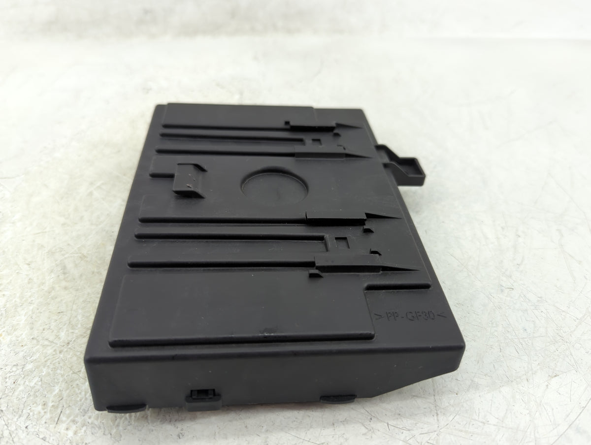 2011-2014 Mazda 2 Body Control Module Bcm Inner Cabin Fuse Box - Oemusedautoparts1.com