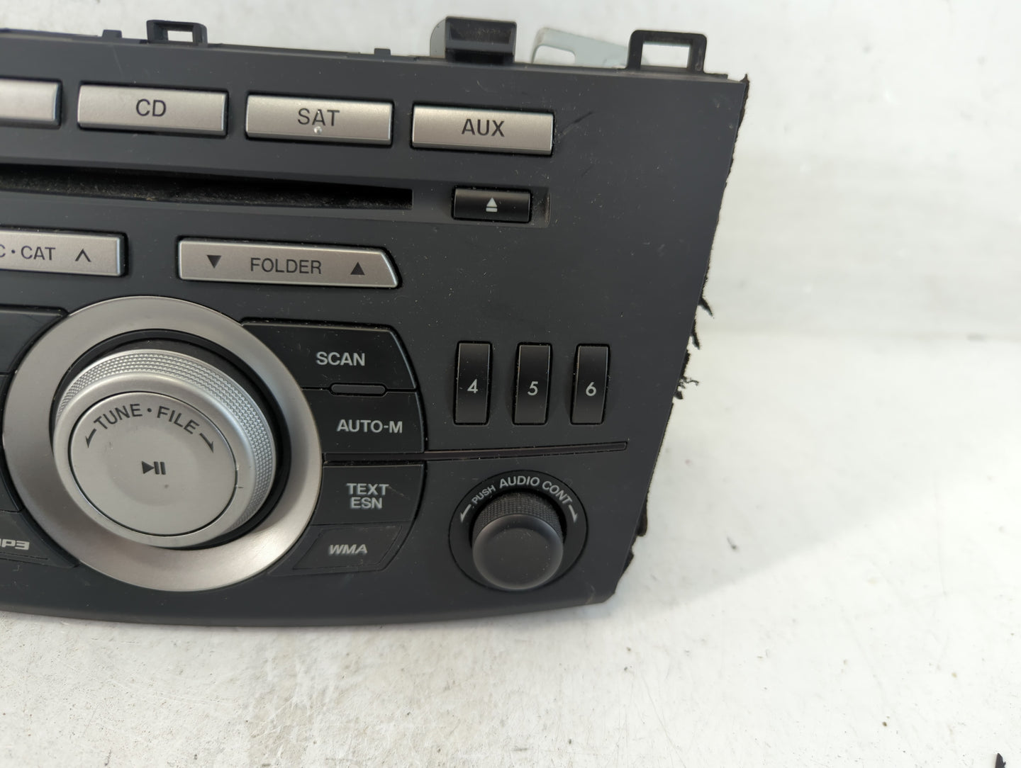 2011 Mazda 3 Radio AM FM Cd Player Receiver Replacement P/N:BBM5 66 AR0 523129, BBM7 66 ARX Fits OEM Used Auto Parts - Oemus