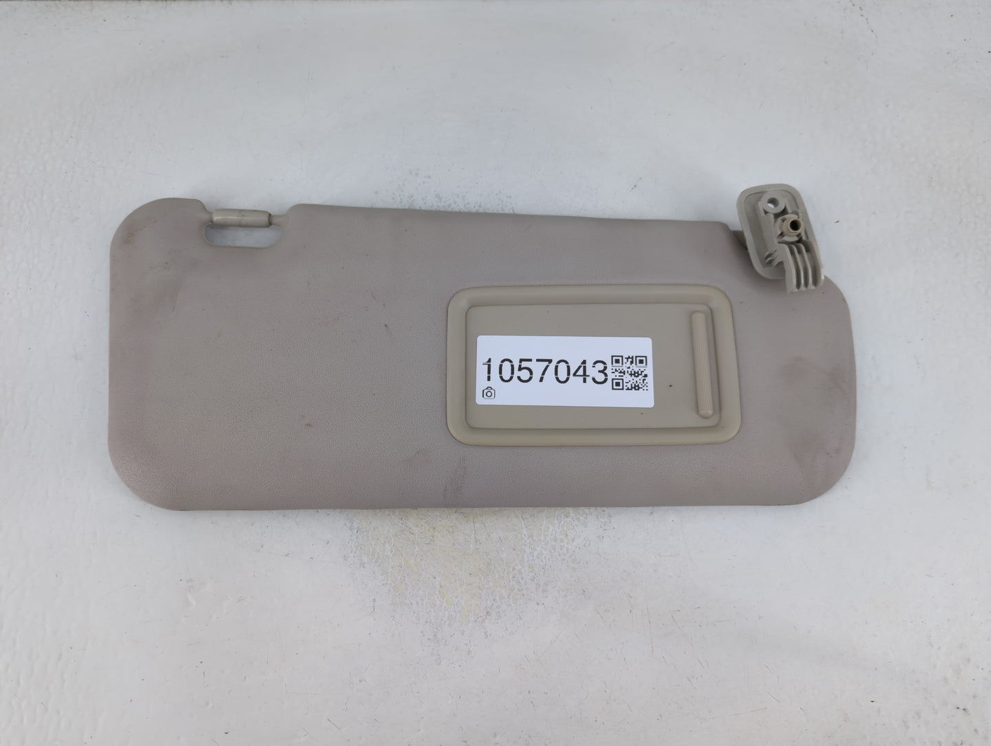 2010-2013 Mazda 3 Sun Visor Shade Replacement Passenger Right Mirror Fits Fits 2010 2011 2012 2013 OEM Used Auto Parts - Oem