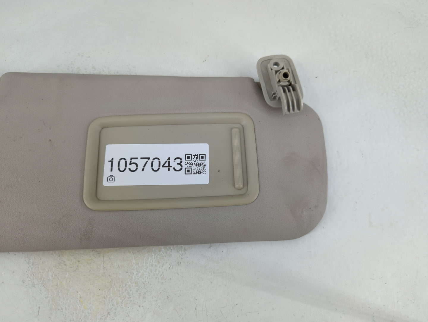 2010-2013 Mazda 3 Sun Visor Shade Replacement Passenger Right Mirror Fits Fits 2010 2011 2012 2013 OEM Used Auto Parts - Oem