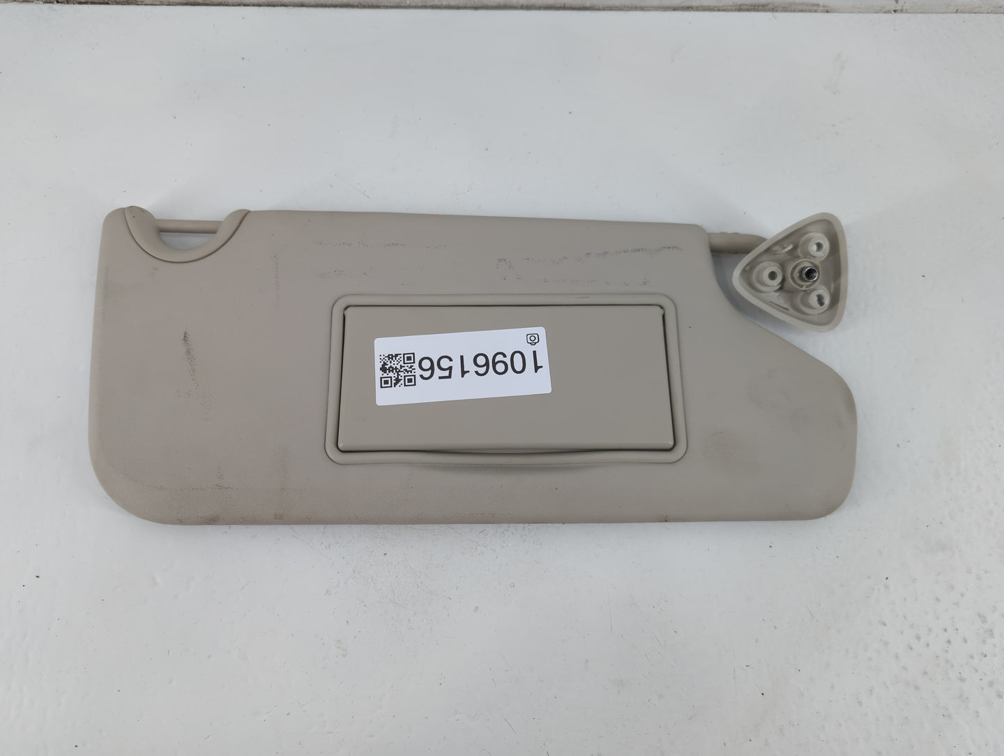 2010-2013 Mazda 3 Sun Visor Shade Replacement Passenger Right Mirror Fits Fits 2010 2011 2012 2013 OEM Used Auto Parts - Oem