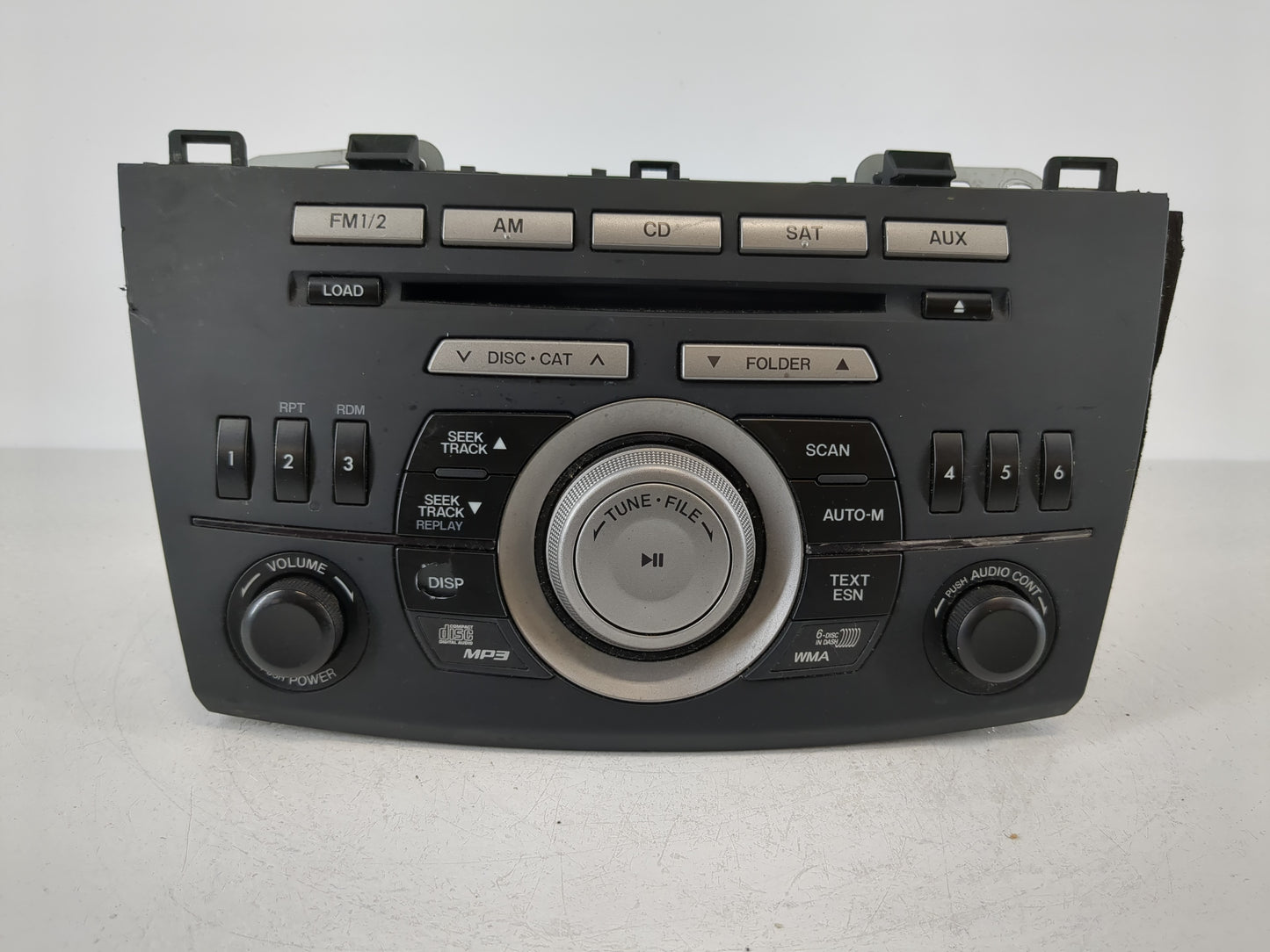 2011 Mazda 3 Radio AM FM Cd Player Receiver Replacement P/N:BBM5 66 AR0 Fits OEM Used Auto Parts - Oemusedautoparts1.com