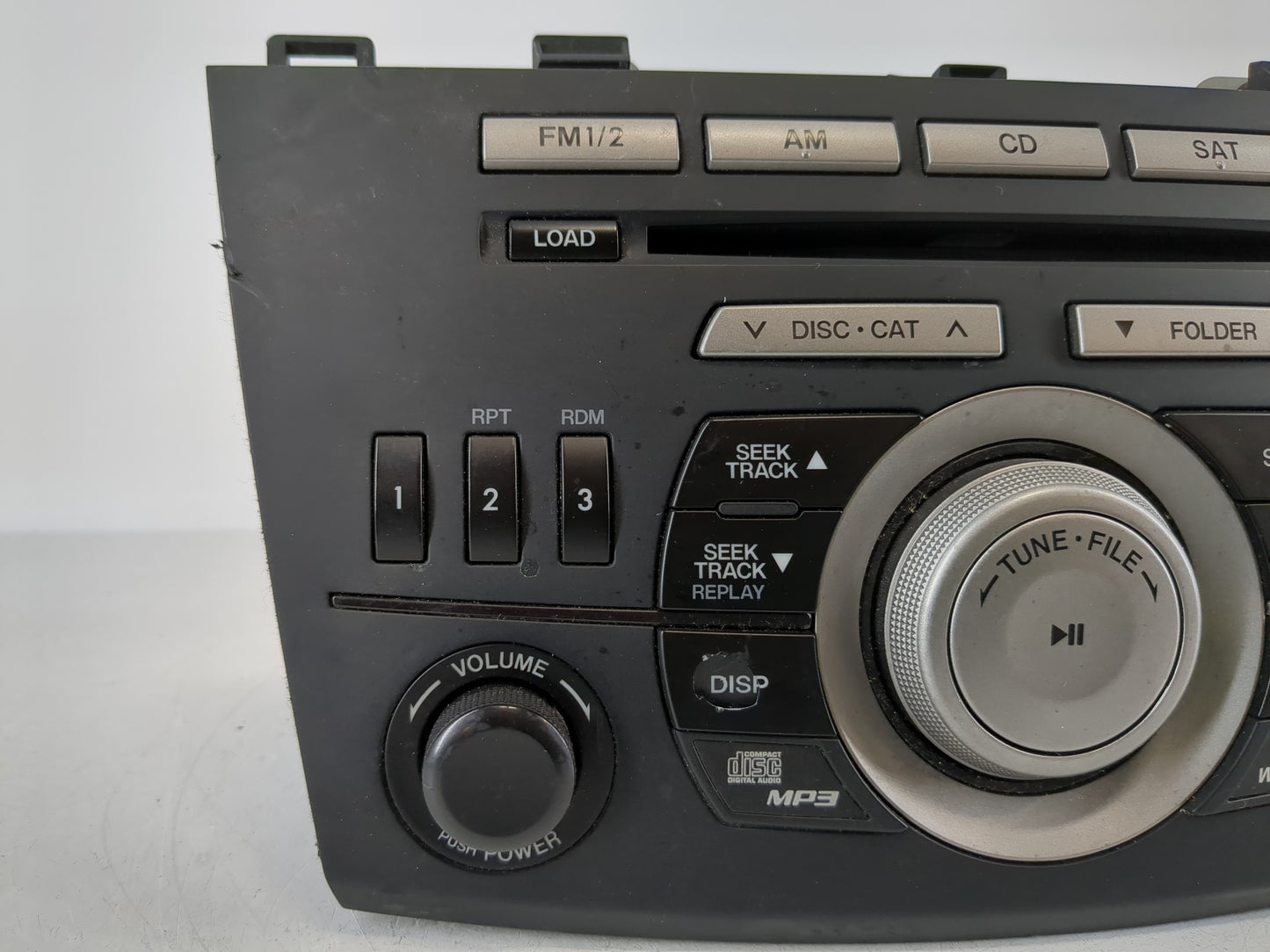 2011 Mazda 3 Radio AM FM Cd Player Receiver Replacement P/N:BBM5 66 AR0 Fits OEM Used Auto Parts - Oemusedautoparts1.com