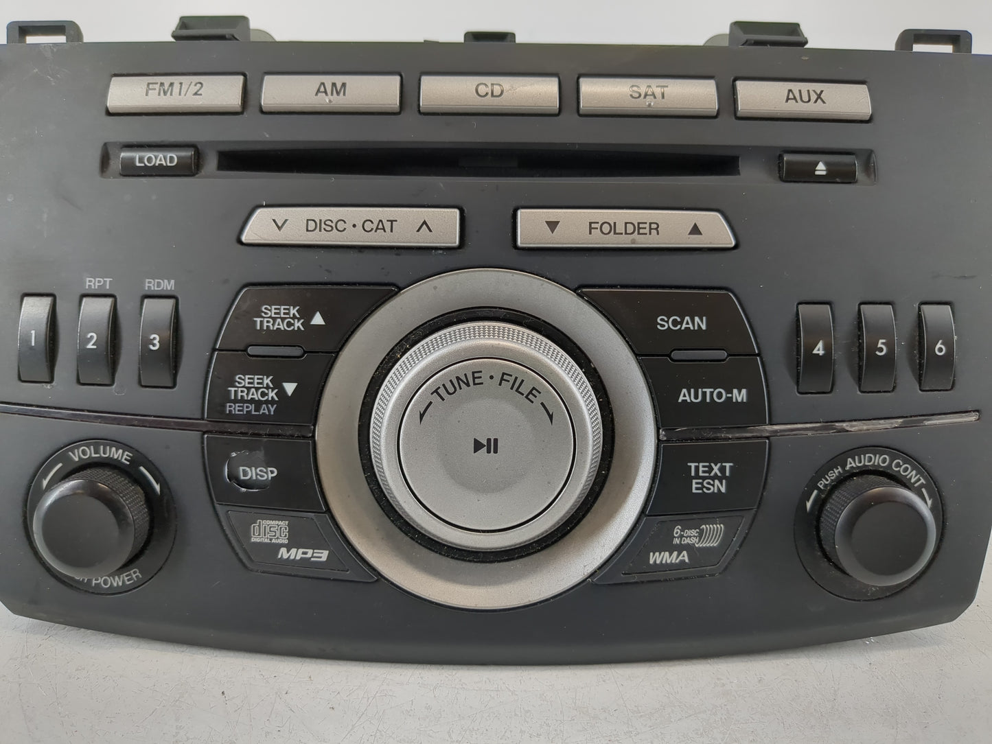 2011 Mazda 3 Radio AM FM Cd Player Receiver Replacement P/N:BBM5 66 AR0 Fits OEM Used Auto Parts - Oemusedautoparts1.com