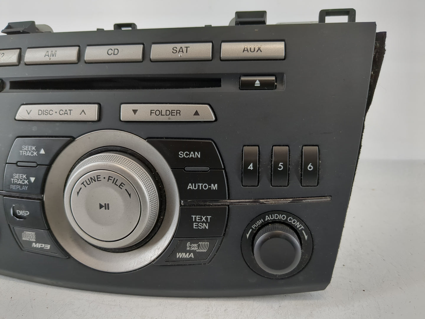 2011 Mazda 3 Radio AM FM Cd Player Receiver Replacement P/N:BBM5 66 AR0 Fits OEM Used Auto Parts - Oemusedautoparts1.com