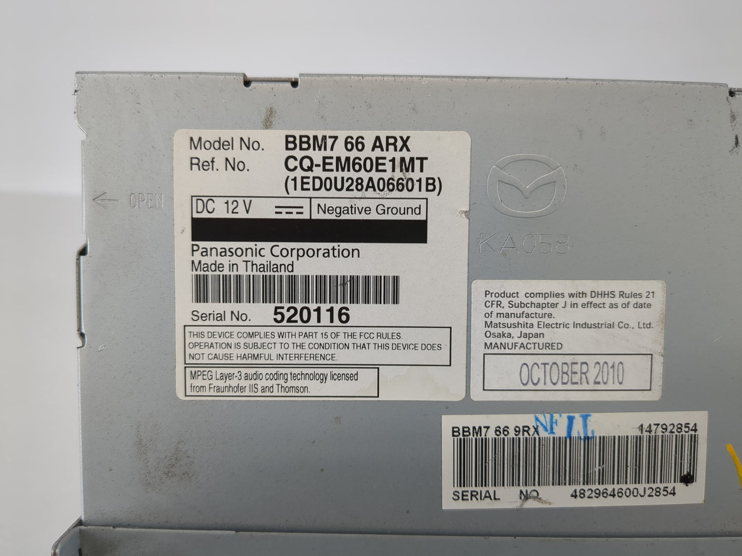 2011 Mazda 3 Radio AM FM Cd Player Receiver Replacement P/N:BBM5 66 AR0 Fits OEM Used Auto Parts - Oemusedautoparts1.com