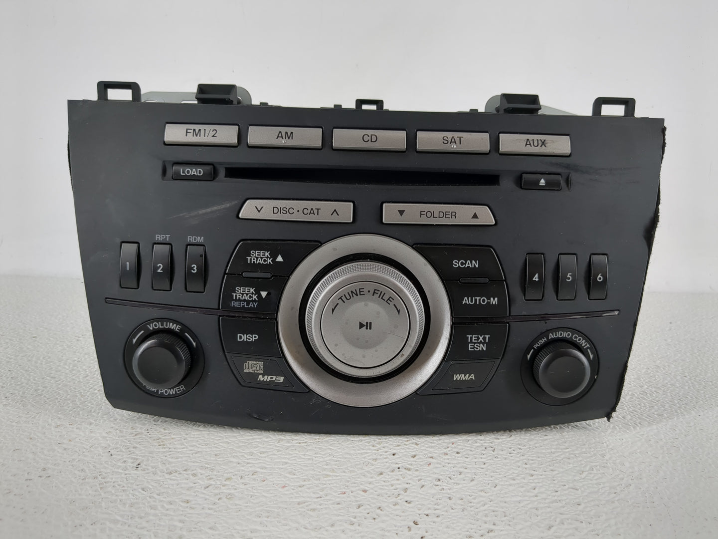 2011 Mazda 3 Radio AM FM Cd Player Receiver Replacement P/N:BBM5 66 AR0 Fits OEM Used Auto Parts - Oemusedautoparts1.com