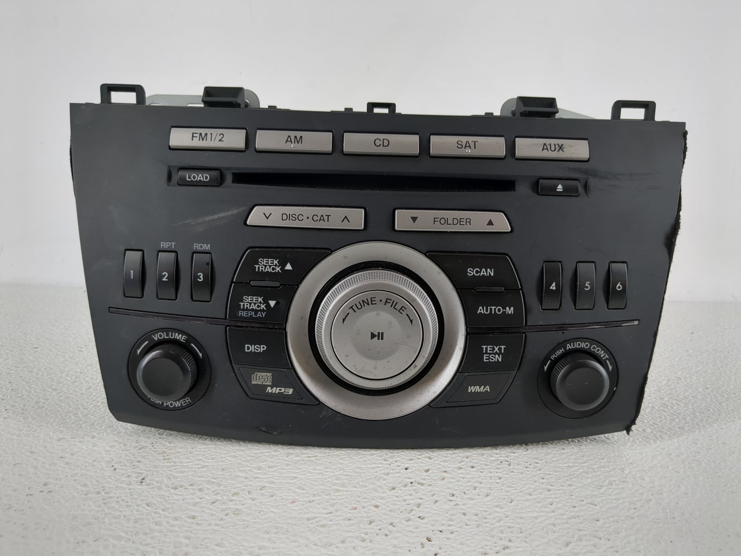 2011 Mazda 3 Radio AM FM Cd Player Receiver Replacement P/N:BBM5 66 AR0 Fits OEM Used Auto Parts - Oemusedautoparts1.com