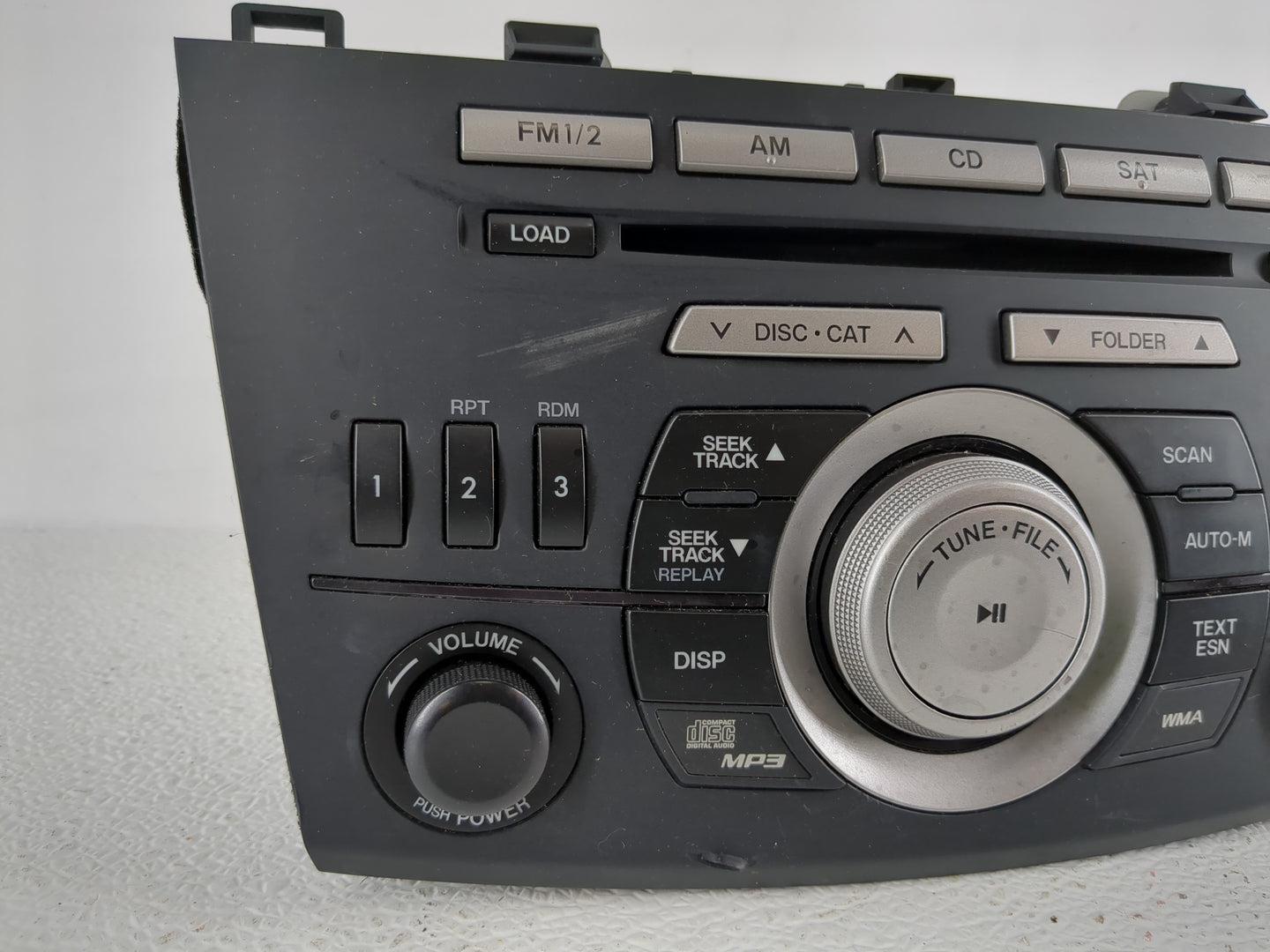2011 Mazda 3 Radio AM FM Cd Player Receiver Replacement P/N:BBM5 66 AR0 Fits OEM Used Auto Parts - Oemusedautoparts1.com