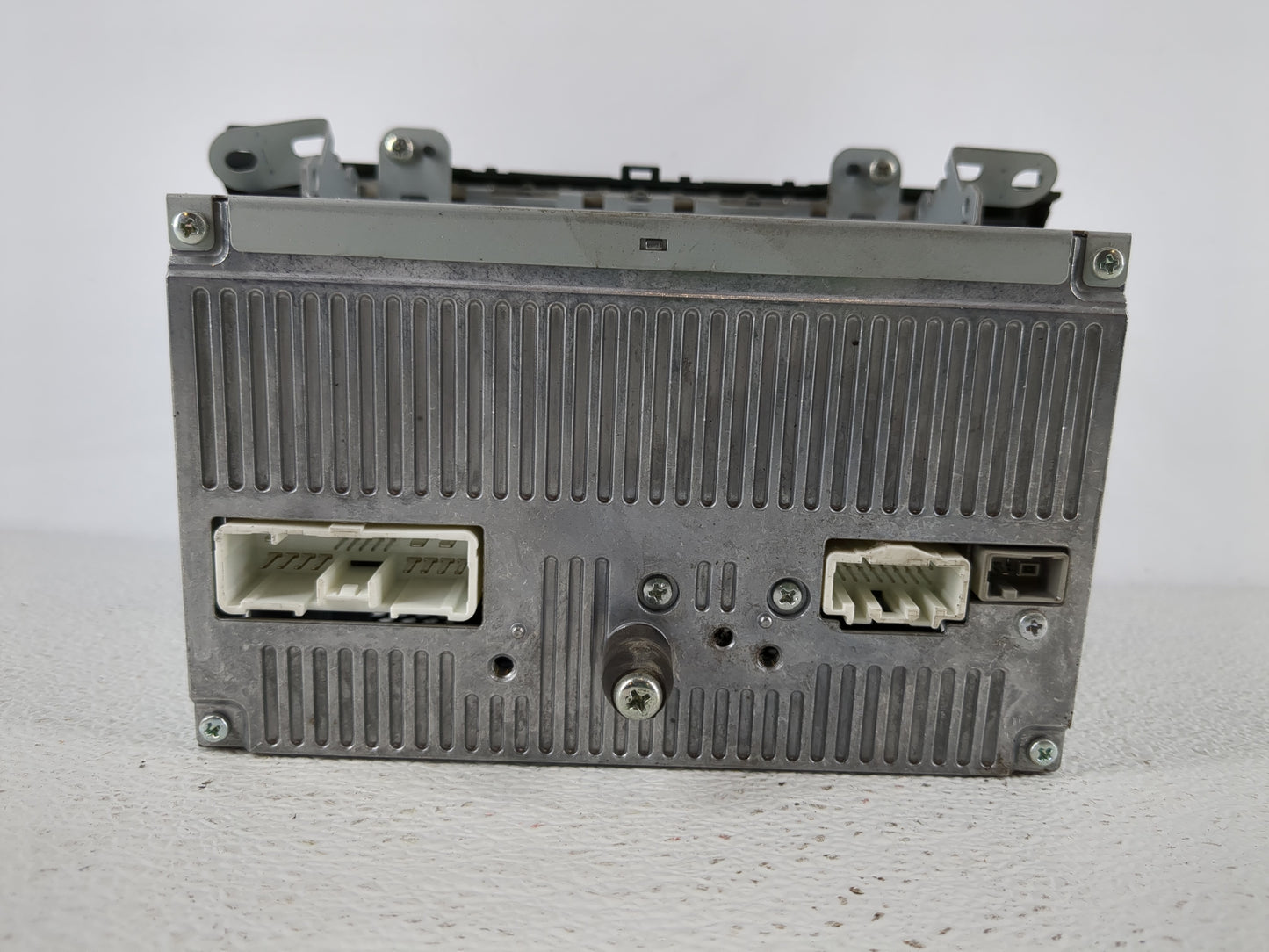 2011 Mazda 3 Radio AM FM Cd Player Receiver Replacement P/N:BBM5 66 AR0 Fits OEM Used Auto Parts - Oemusedautoparts1.com