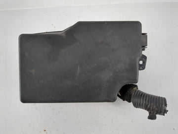 2011 Mazda 3 Fusebox Fuse Box Panel Relay Module P/N:BBM6-66761 Fits OEM Used Auto Parts - Oemusedautoparts1.com