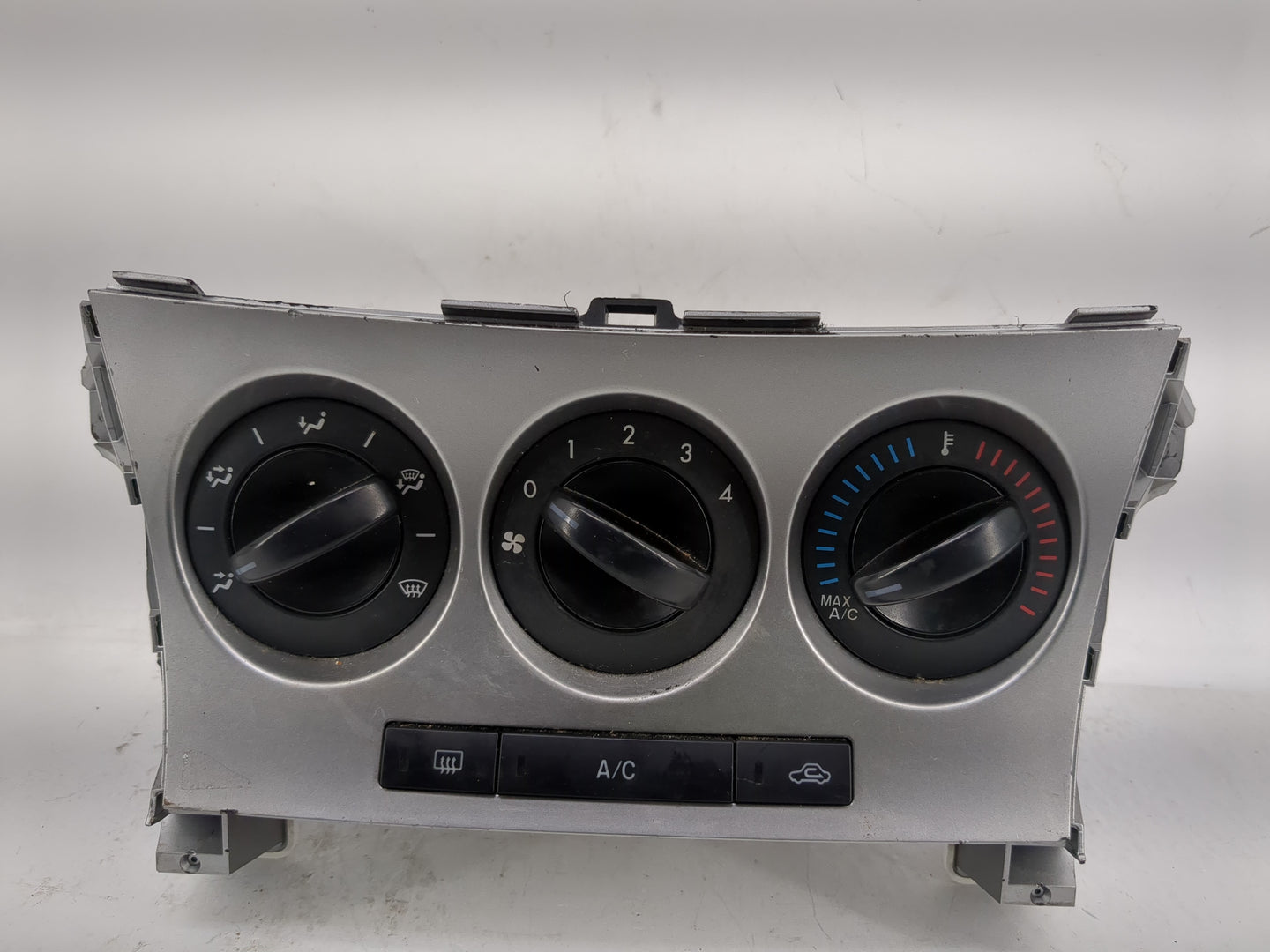 2010-2011 Mazda 3 Climate Control Module Temperature AC/Heater Replacement Fits Fits 2010 2011 OEM Used Auto Parts - Oemused