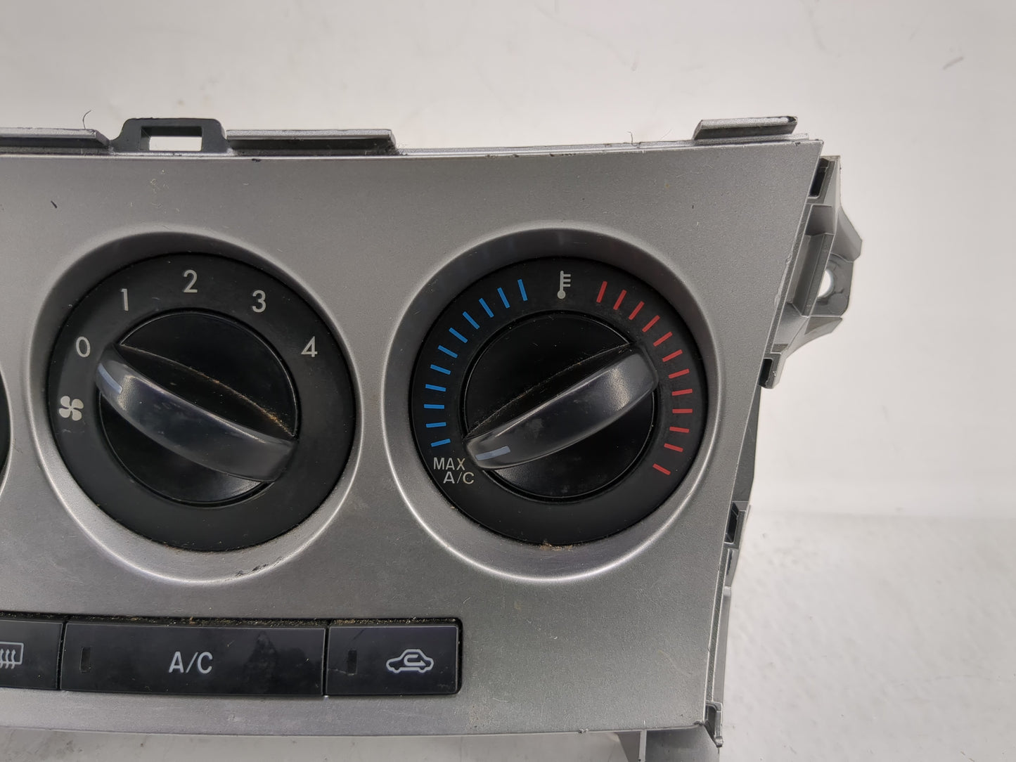 2010-2011 Mazda 3 Climate Control Module Temperature AC/Heater Replacement Fits Fits 2010 2011 OEM Used Auto Parts - Oemused
