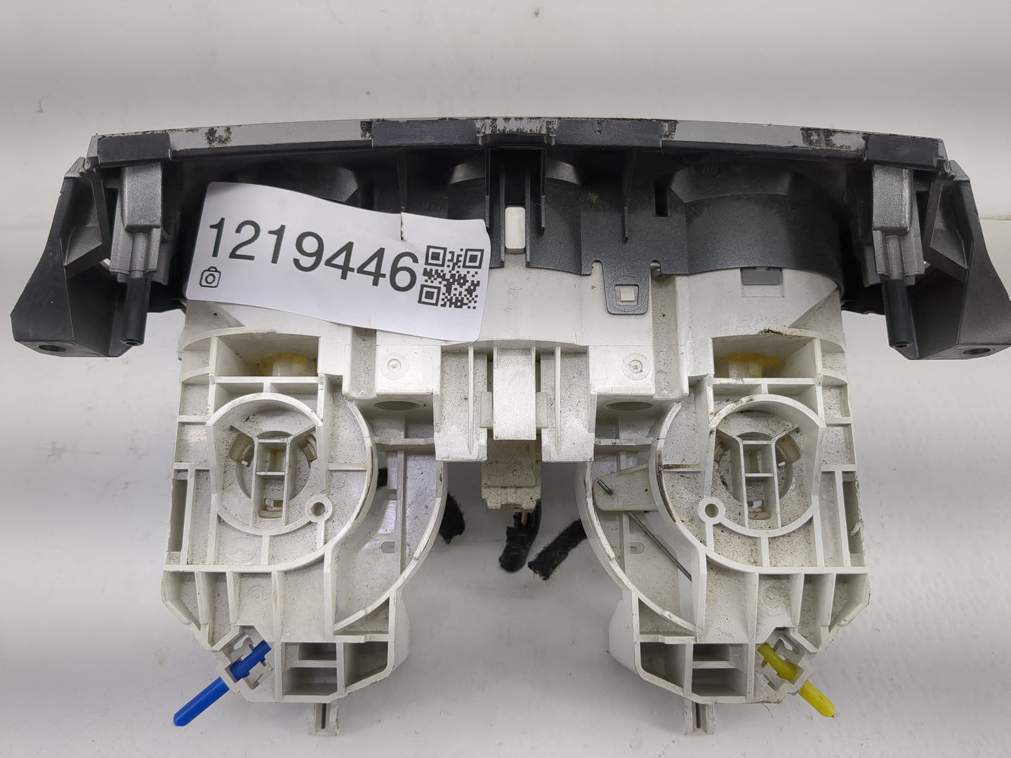 2010-2011 Mazda 3 Climate Control Module Temperature AC/Heater Replacement Fits Fits 2010 2011 OEM Used Auto Parts - Oemused