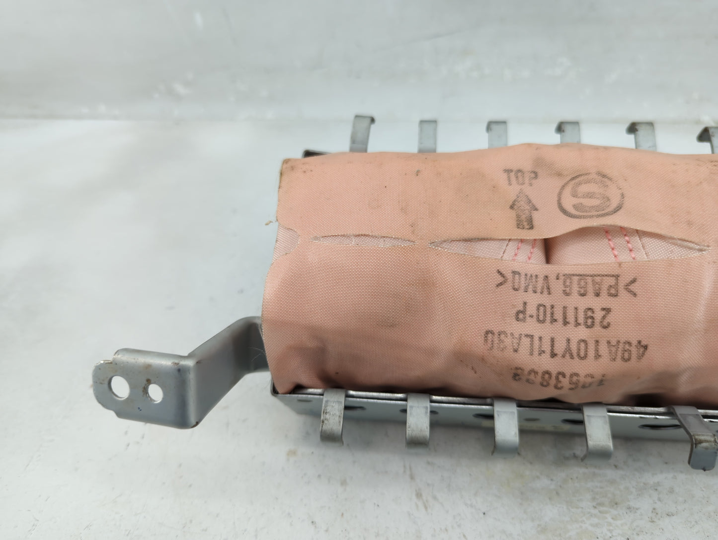 2011-2013 Mazda 3 Air Bag Passenger Right Dashboard OEM P/N:253-50840R Fits Fits 2011 2012 2013 OEM Used Auto Parts - Oemuse