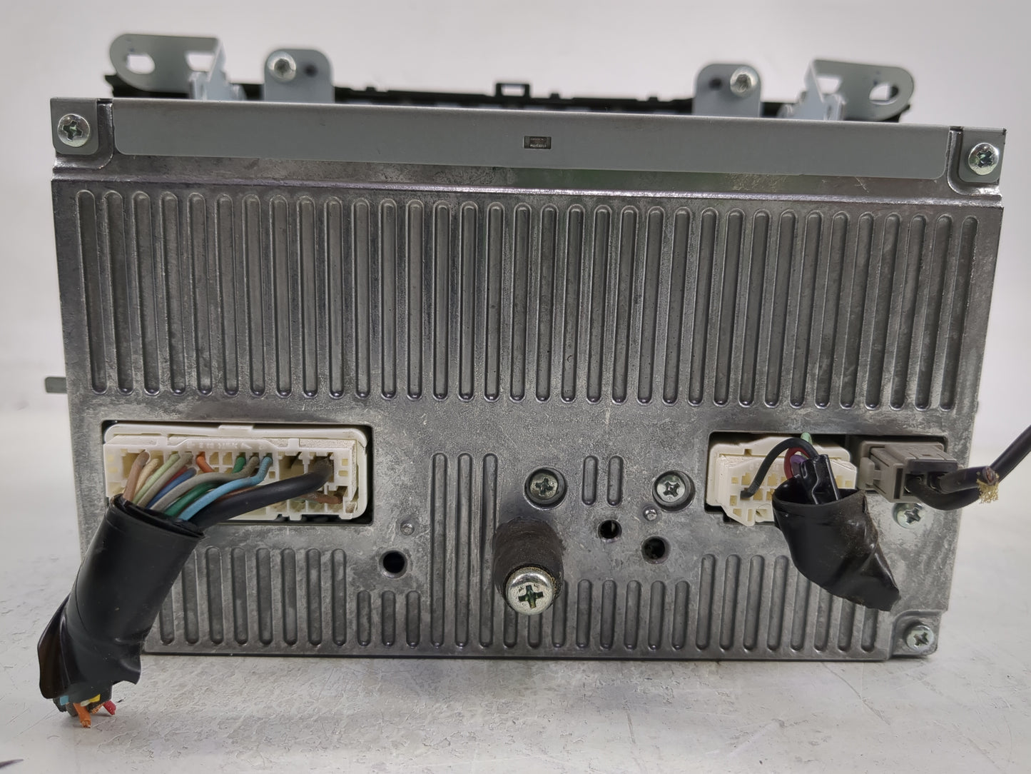 2011 Mazda 3 Radio AM FM Cd Player Receiver Replacement P/N:BBM5 66 AR0 Fits OEM Used Auto Parts - Oemusedautoparts1.com
