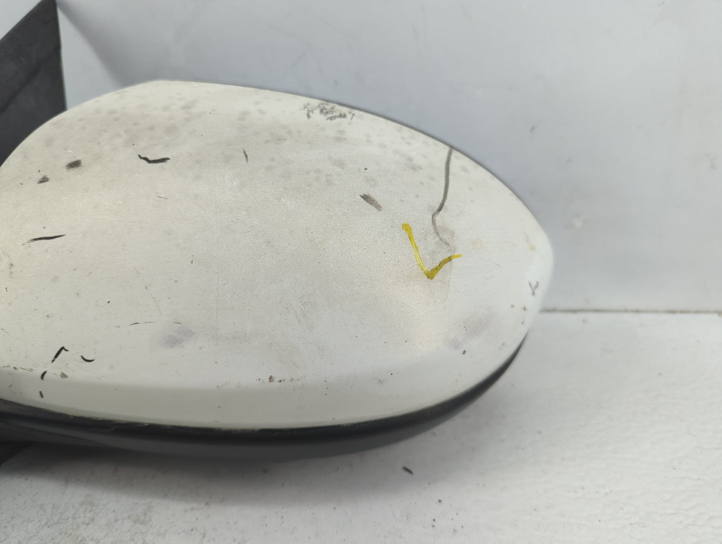 2010-2013 Mazda 3 Driver Side View Mirror - Left Door Mirror OEM Used - Oemusedautoparts1.com