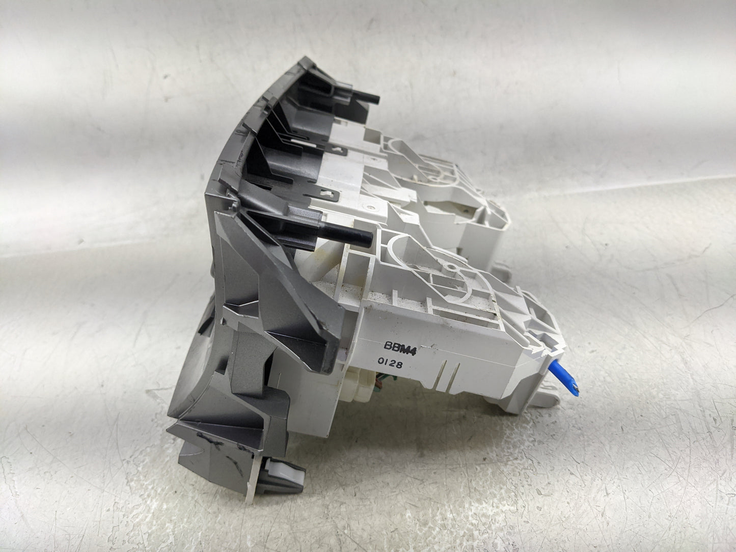 2010-2011 Mazda 3 Climate Control Module Temperature AC/Heater Replacement Fits Fits 2010 2011 OEM Used Auto Parts - Oemused