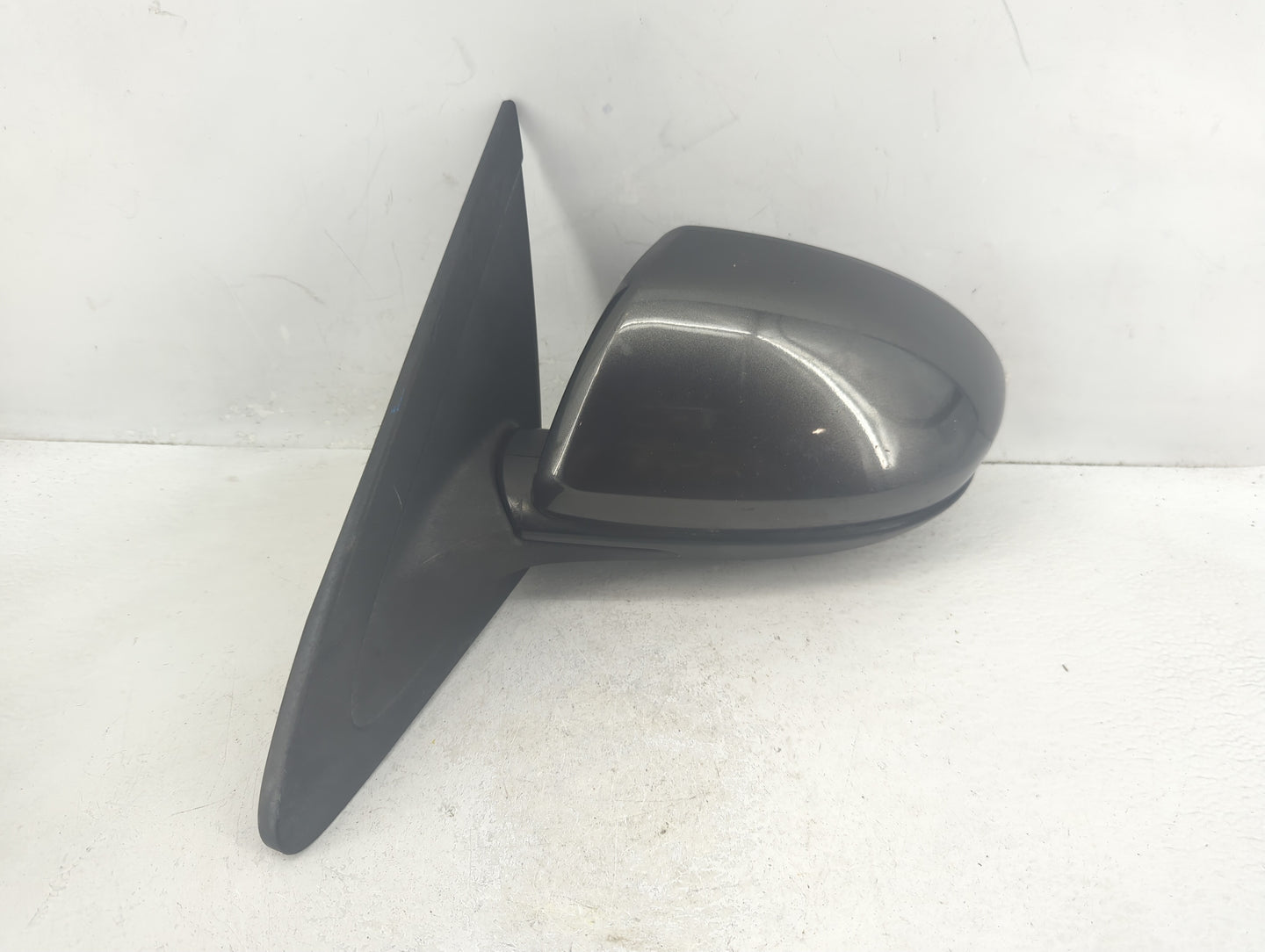2010-2013 Mazda 3 Driver Side View Mirror - Left Door Mirror OEM Used - Oemusedautoparts1.com