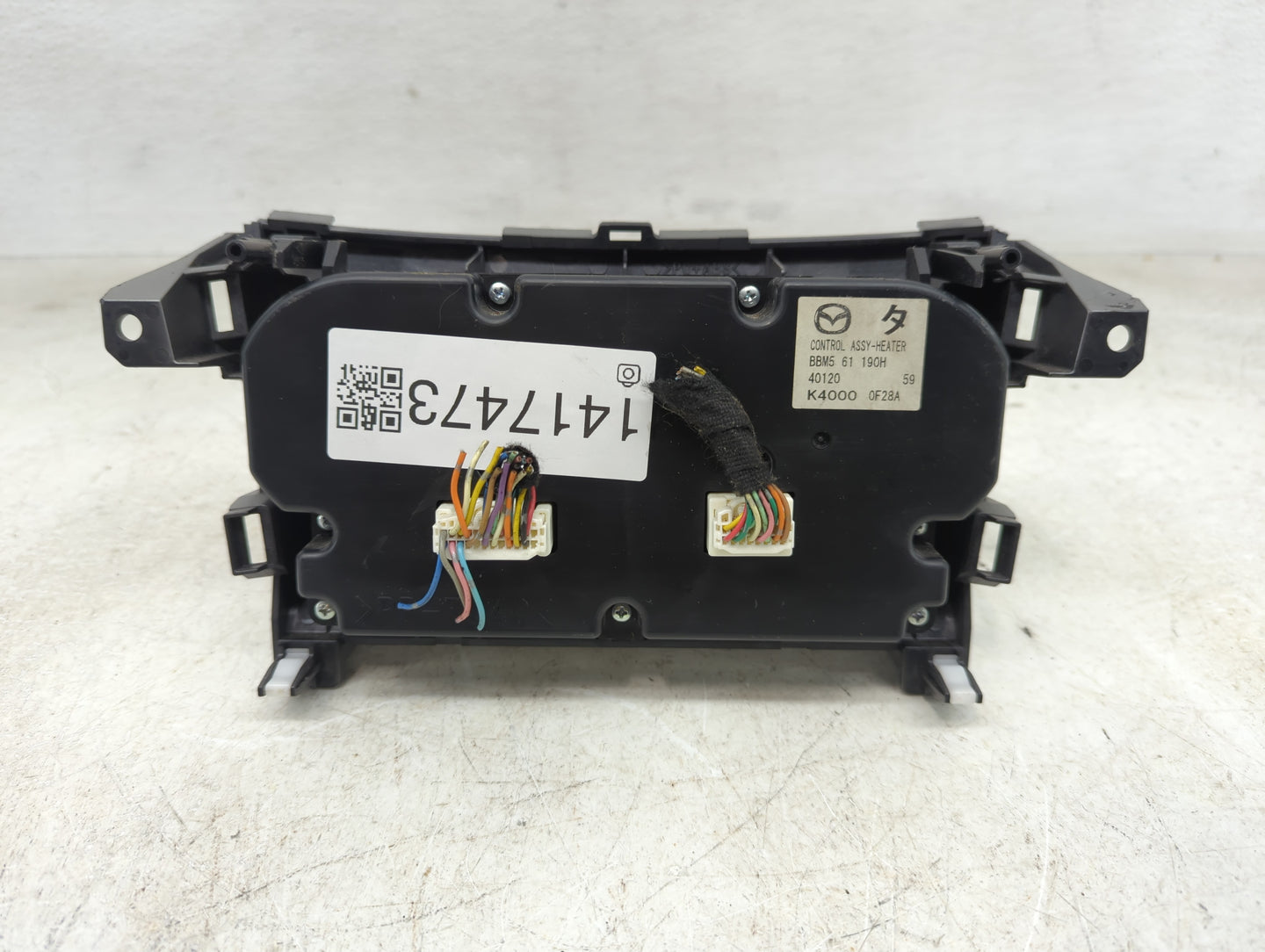 2010-2011 Mazda 3 Climate Control Module Temperature AC/Heater Replacement P/N:BBM5 61 190 H Fits Fits 2010 2011 OEM Used Au