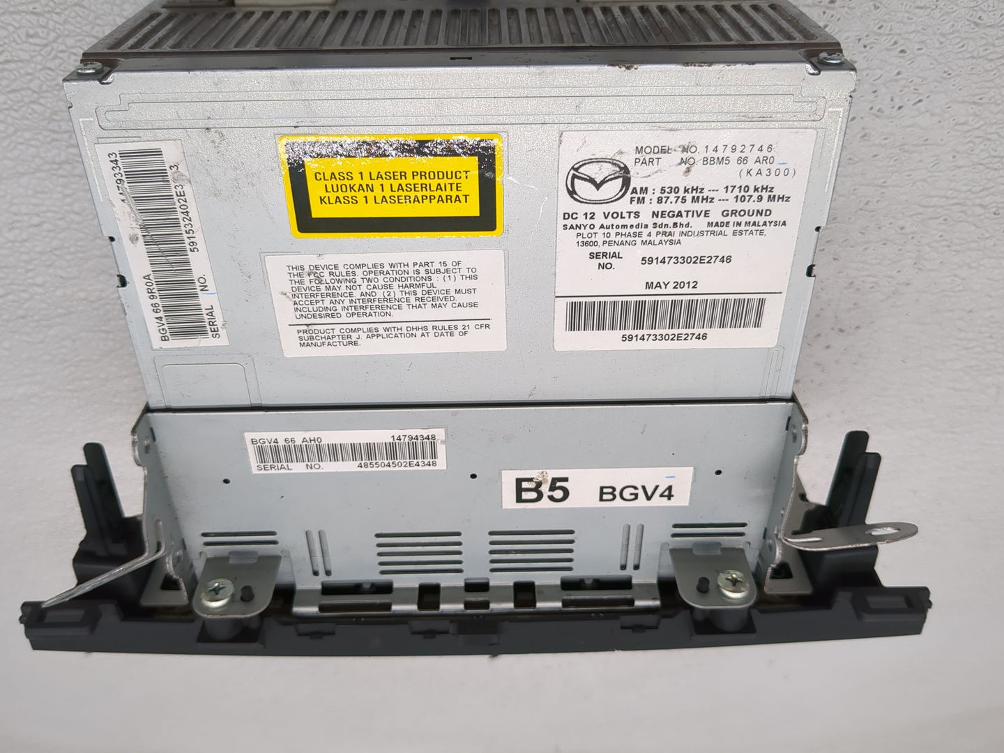 2011 Mazda 3 Radio AM FM Cd Player Receiver Replacement P/N:BBM5-66-AR0 Fits OEM Used Auto Parts - Oemusedautoparts1.com