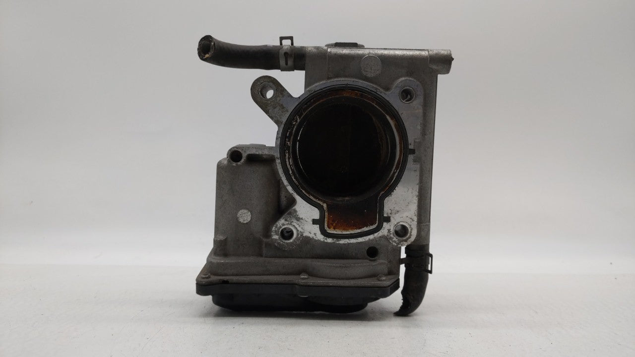 2006-2013 Mazda 3 Throttle Body P/N:L3R4 13 640 L3G2 13 640 A, P53N 13 640 Fits Fits 2006 2007 2008 2009 2010 2011 2012 2013