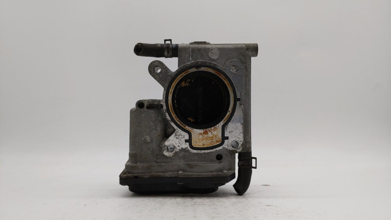 2006-2013 Mazda 3 Throttle Body P/N:L3R4 13 640 L3G2 13 640 A, P53N 13 640 Fits Fits 2006 2007 2008 2009 2010 2011 2012 2013