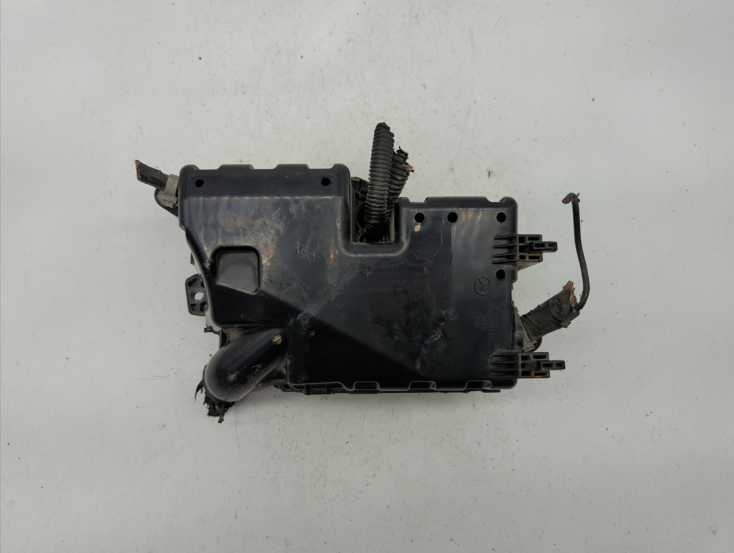 2011 Mazda 3 Fusebox Fuse Box Panel Relay Module P/N:BBM6-66791 Fits OEM Used Auto Parts - Oemusedautoparts1.com
