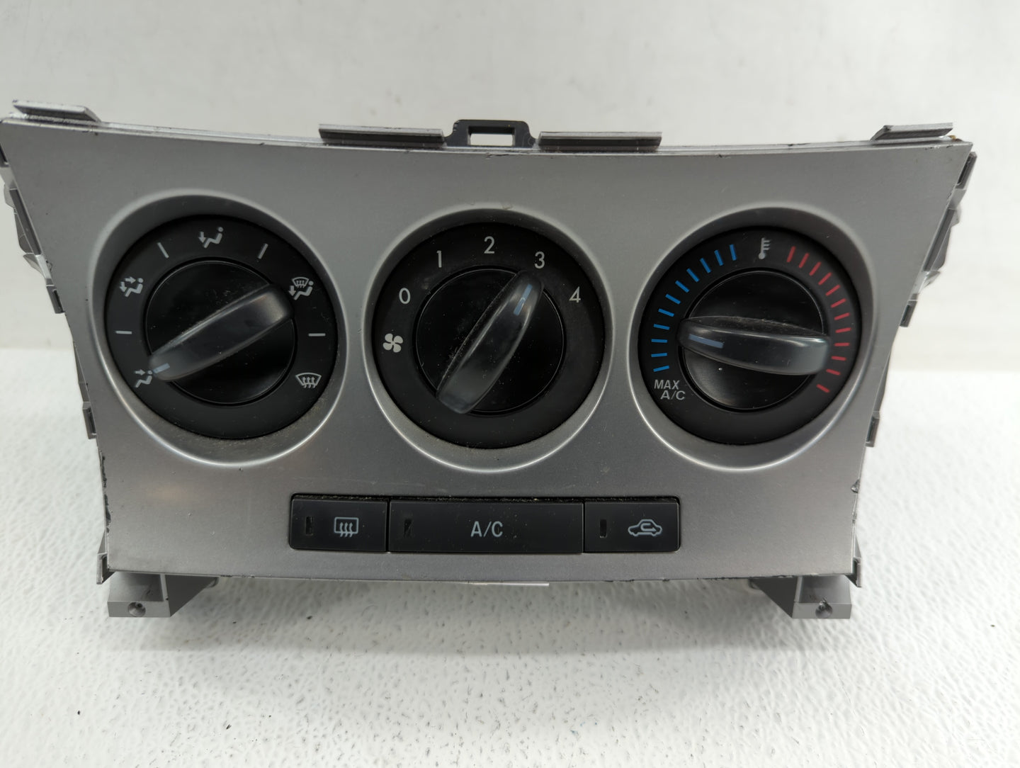 2010-2011 Mazda 3 Climate Control Module Temperature AC/Heater Replacement P/N:BBM4 1A20 BBM4 0K16, BBM4 0E27 Fits Fits 2010
