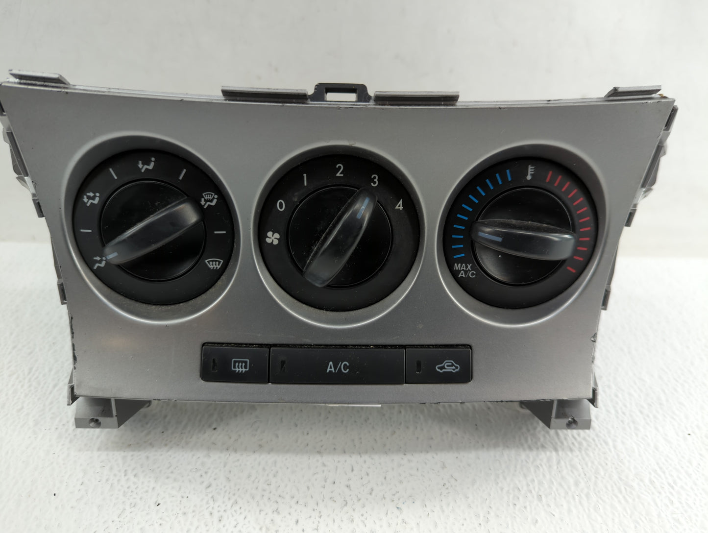 2010-2011 Mazda 3 Climate Control Module Temperature AC/Heater Replacement P/N:BBM4 1A20 BBM4 0K16, BBM4 0E27 Fits Fits 2010