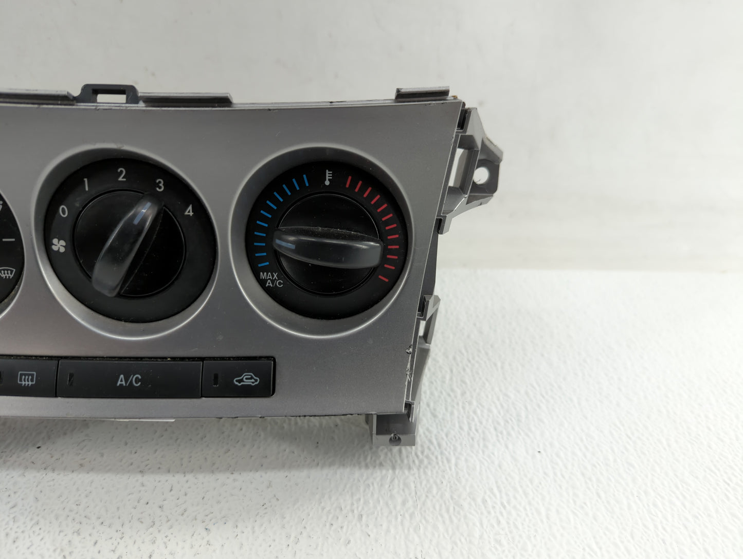 2010-2011 Mazda 3 Climate Control Module Temperature AC/Heater Replacement P/N:BBM4 1A20 BBM4 0K16, BBM4 0E27 Fits Fits 2010