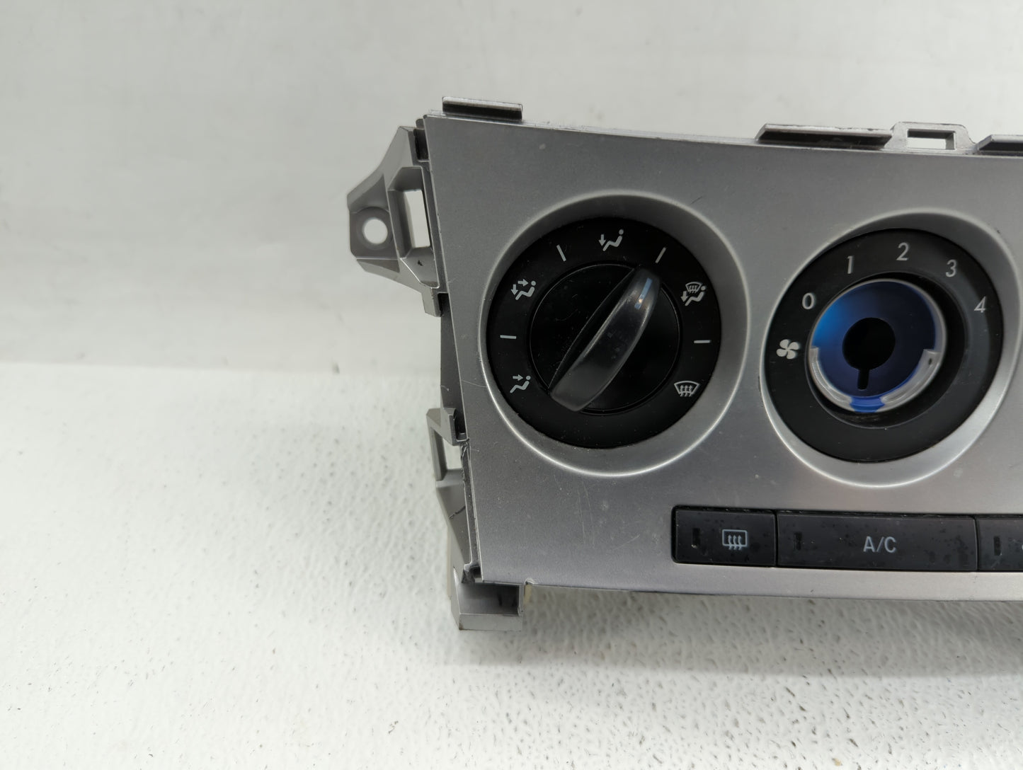 2010-2011 Mazda 3 Climate Control Module Temperature AC/Heater Replacement P/N:BBM4 1A20 BBM4 0K16, BBM4 0E27 Fits Fits 2010