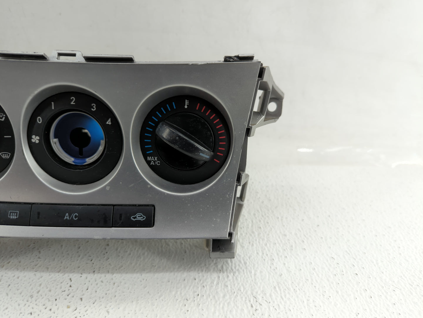 2010-2011 Mazda 3 Climate Control Module Temperature AC/Heater Replacement P/N:BBM4 1A20 BBM4 0K16, BBM4 0E27 Fits Fits 2010