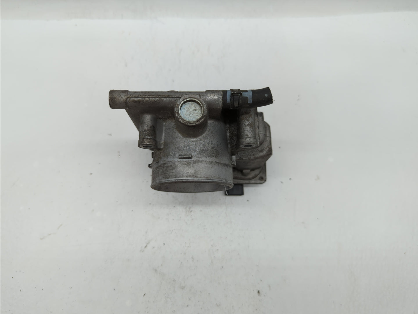2006-2013 Mazda 3 Throttle Body P/N:L3R4 13 640 L3G2 13 640 A, P53N 13 640 Fits Fits 2006 2007 2008 2009 2010 2011 2012 2013