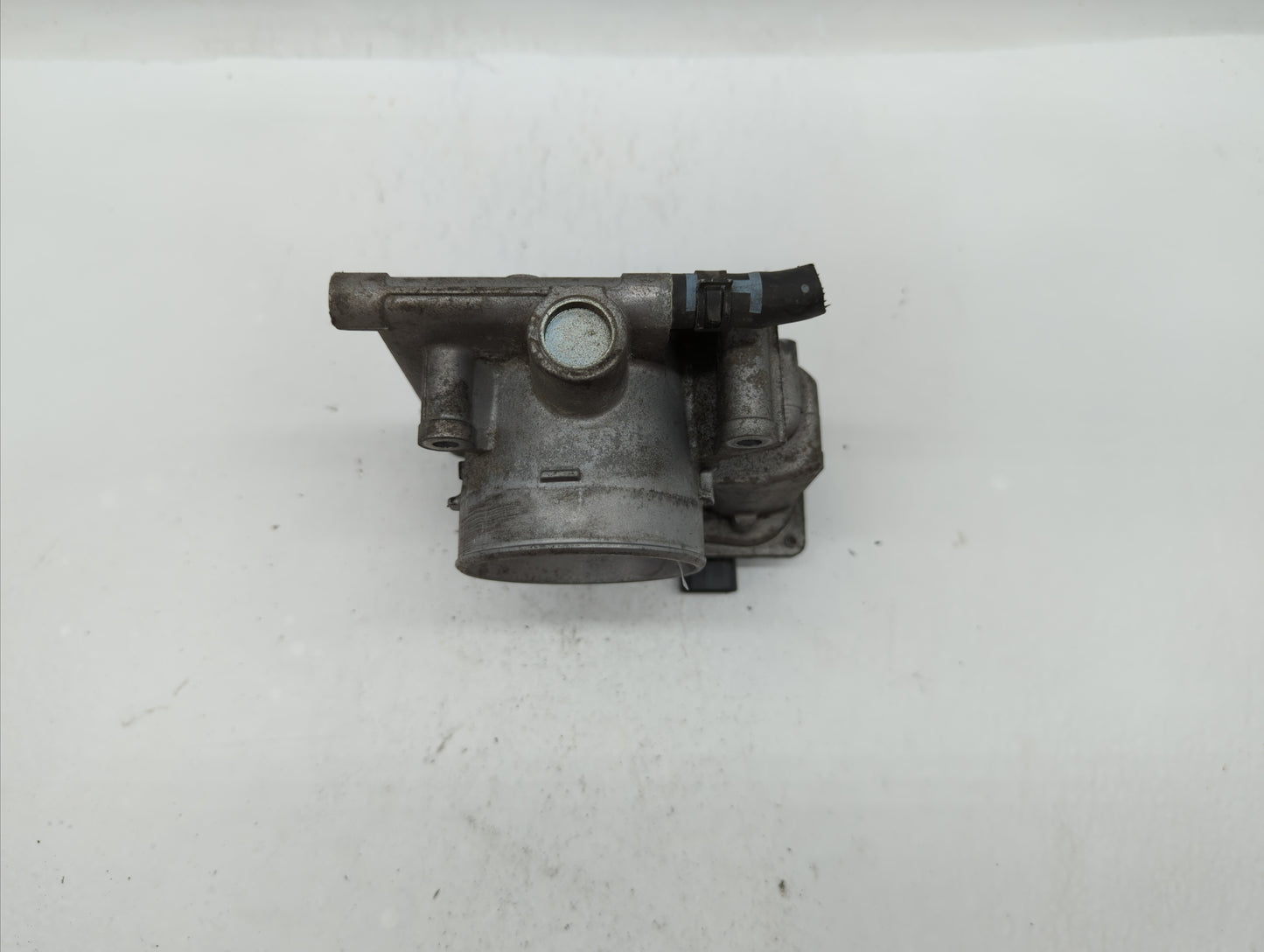 2006-2013 Mazda 3 Throttle Body P/N:L3R4 13 640 L3G2 13 640 A, P53N 13 640 Fits Fits 2006 2007 2008 2009 2010 2011 2012 2013
