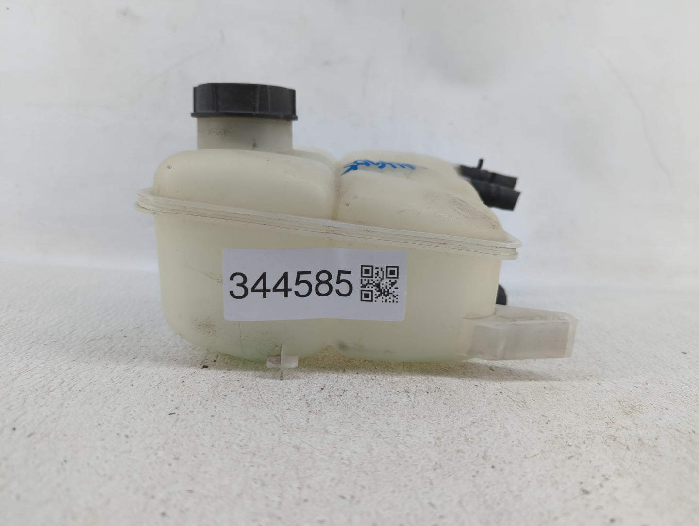 2004-2013 Mazda 3 Radiator Coolant Overflow Expansion Tank Bottle - Oemusedautoparts1.com