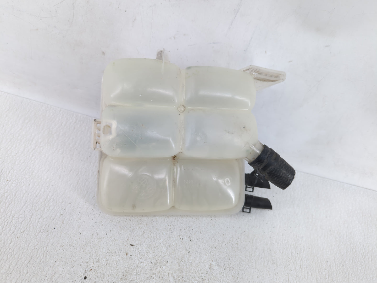 2004-2013 Mazda 3 Radiator Coolant Overflow Expansion Tank Bottle - Oemusedautoparts1.com