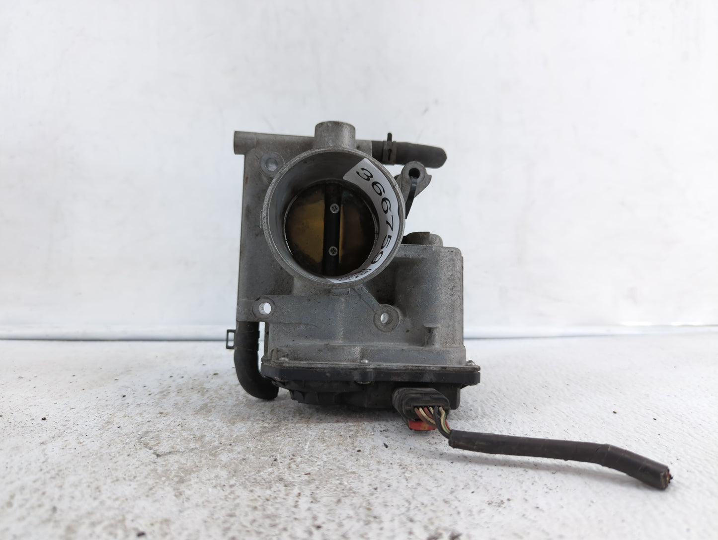 2006-2013 Mazda 3 Throttle Body P/N:6M8G-9F991-A L3R4 13 640, L3G2 13 640 A Fits Fits 2006 2007 2008 2009 2010 2011 2012 201