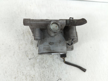 2006-2013 Mazda 3 Throttle Body P/N:6M8G-9F991-A L3R4 13 640, L3G2 13 640 A Fits Fits 2006 2007 2008 2009 2010 2011 2012 2013 OEM Used Auto Parts