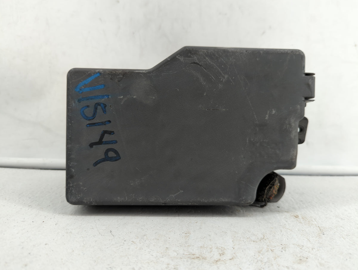 2010-2011 Mazda 3 Fusebox Fuse Box Panel Relay Module P/N:BBM6-66761 Fits Fits 2010 2011 OEM Used Auto Parts - Oemusedautopa