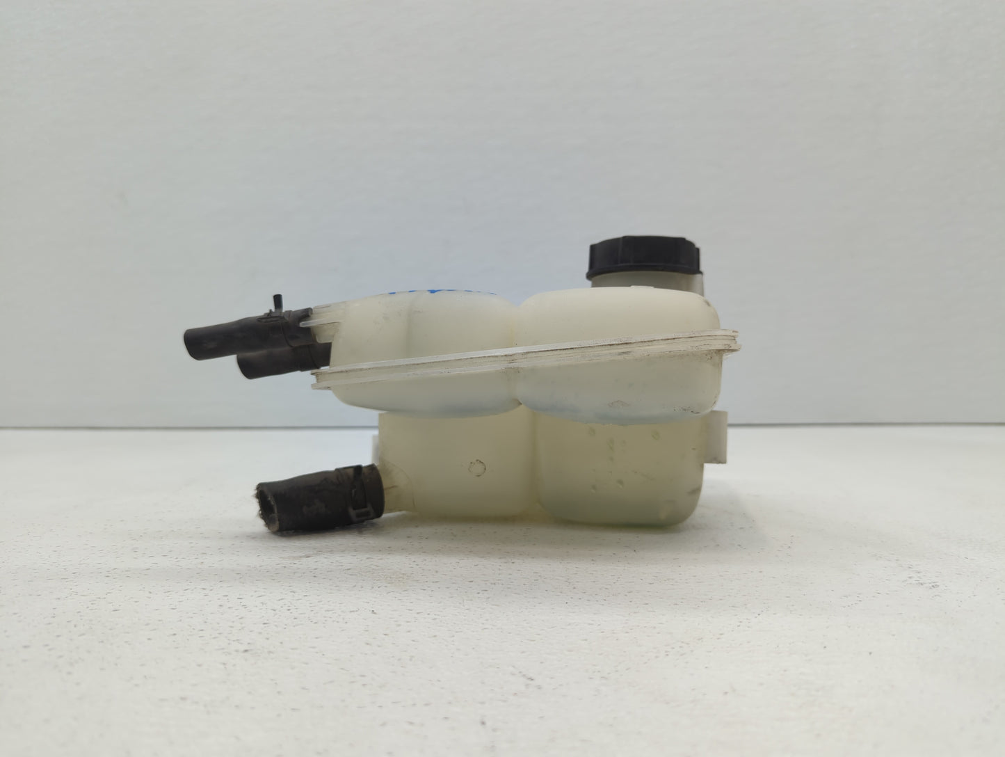 2004-2013 Mazda 3 Radiator Coolant Overflow Expansion Tank Bottle 414143 - Oemusedautoparts1.com
